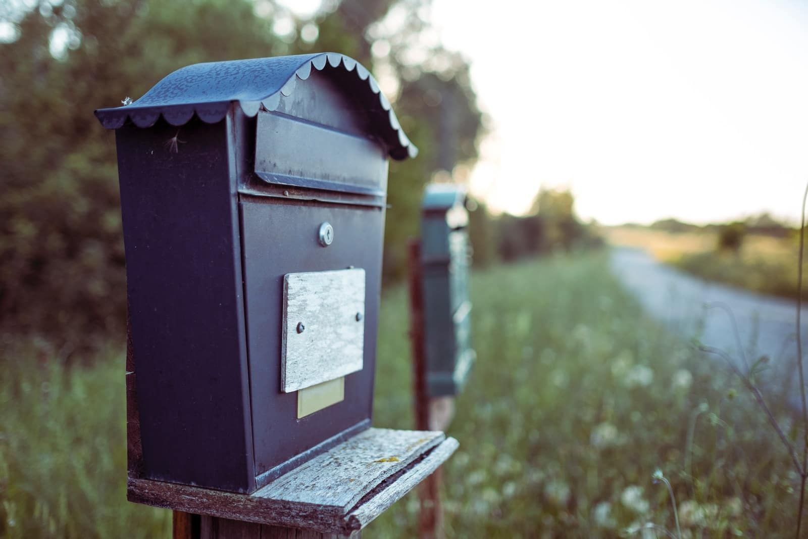 caixa de correio preto